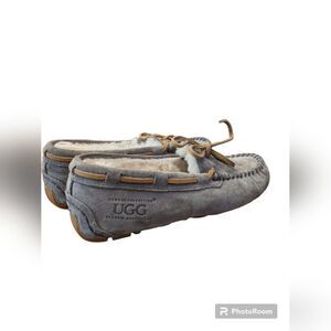 Ugg Dakota slippers size 13/1 in excellent condition